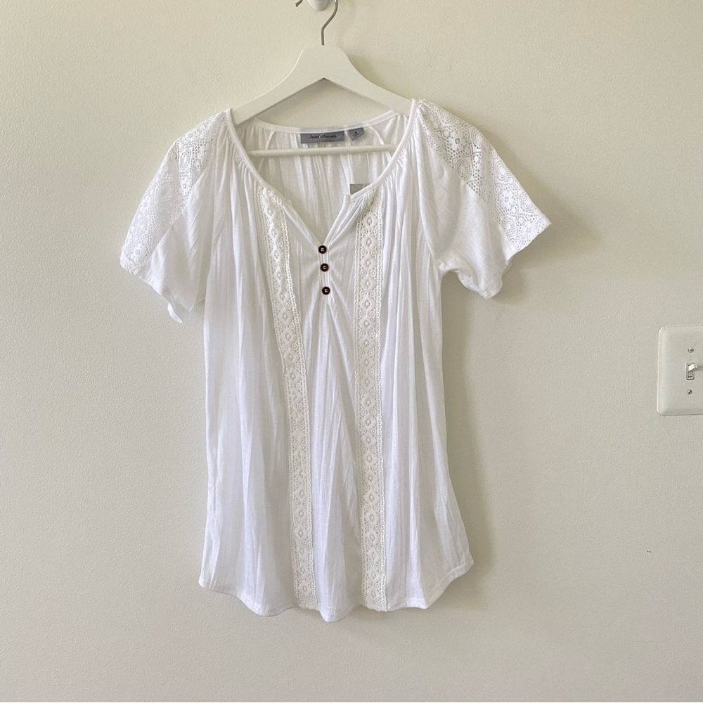 Jason Maxwell Women’s White Lace Knit Tee
